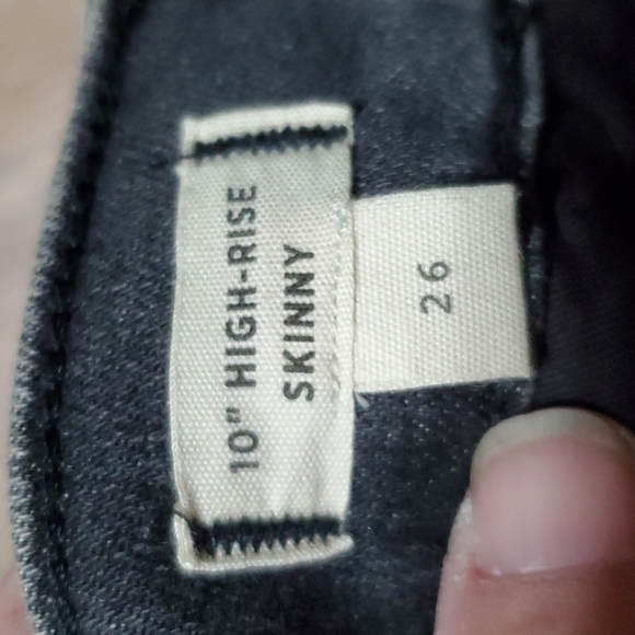 Madewell 10" high-rise skinny jeans grey wash like new - Picture 5 of 8